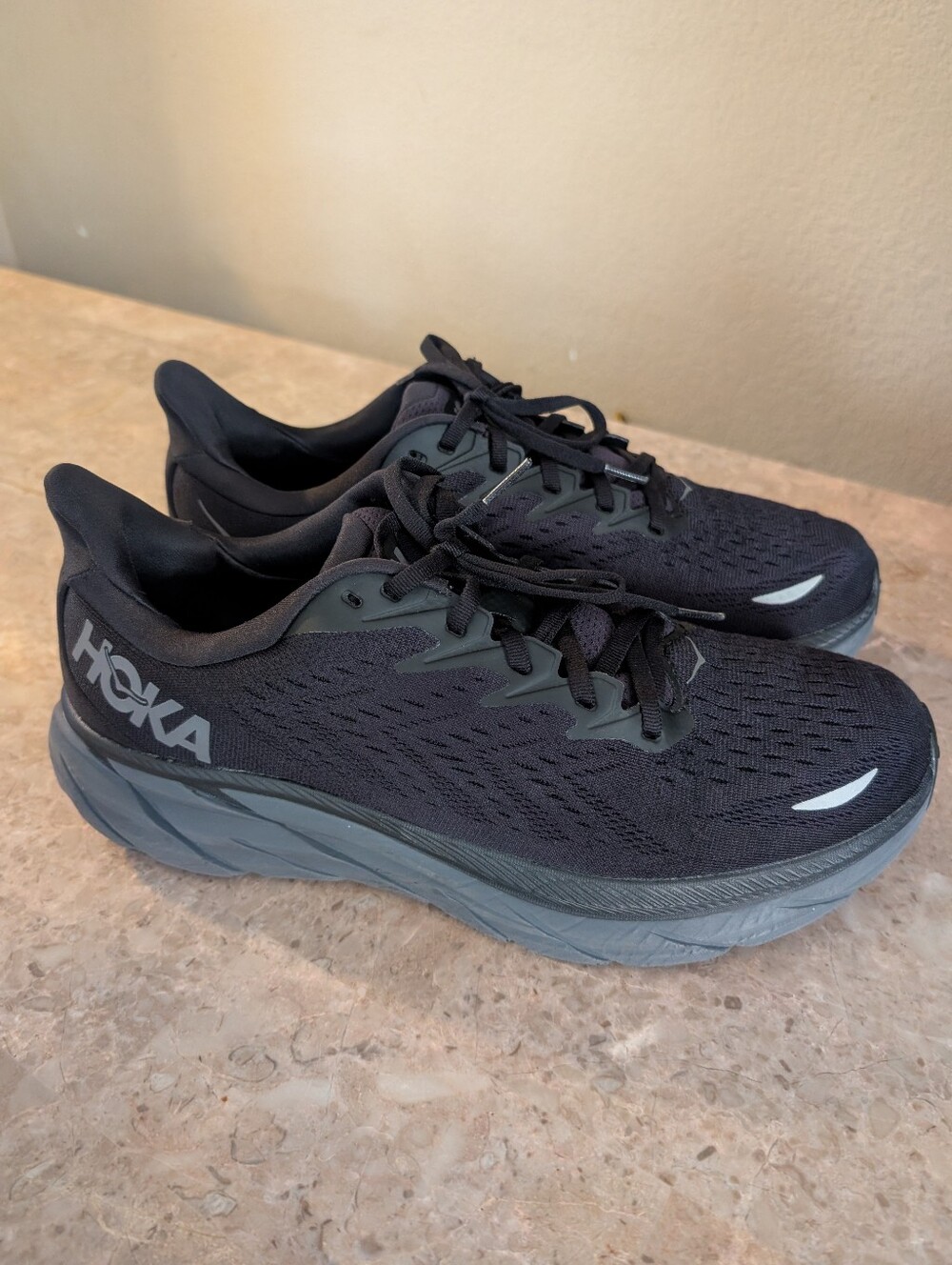 Hoka M One One 8 Clifton "Soft & Light" Running Cushioned Shoes Men's Size 11.5